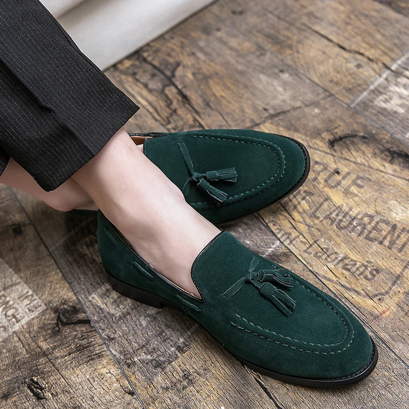 Summer Men Suede Tassel Leisure Shoes 2023 Italy Style Soft Moccasins High Quality Men Loafers Flats Driving Shoe Free Shipping